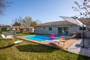 Stunning house with secured pool garden and terrace in Le Barp - Welkeys